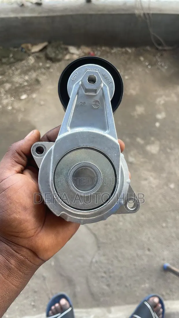 Honda Belt Tensioners · Photo 1