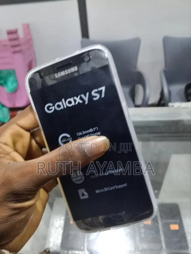 Samsung Galaxy S7 32 GB Black · Photo 1