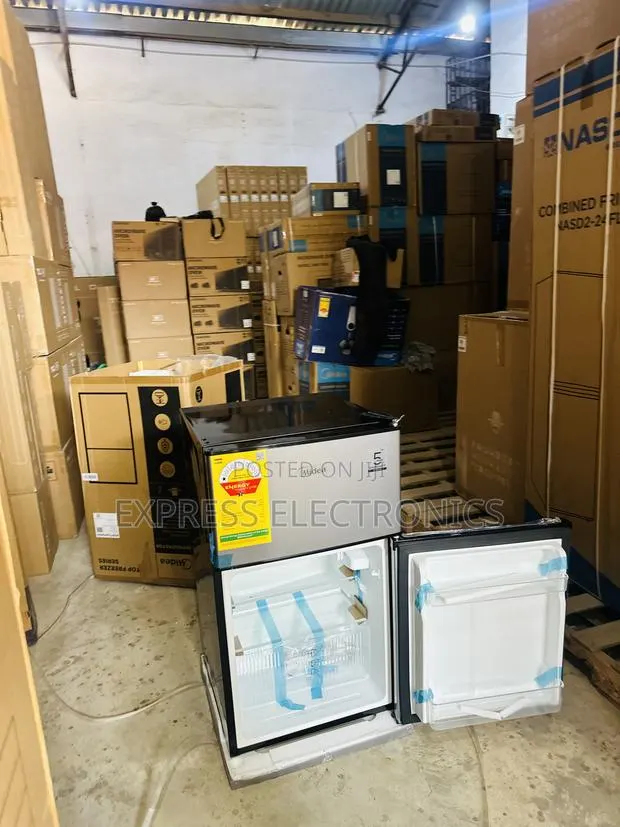 Limited Stock Double Door Table Top Fridge 87l Midea · Photo 1