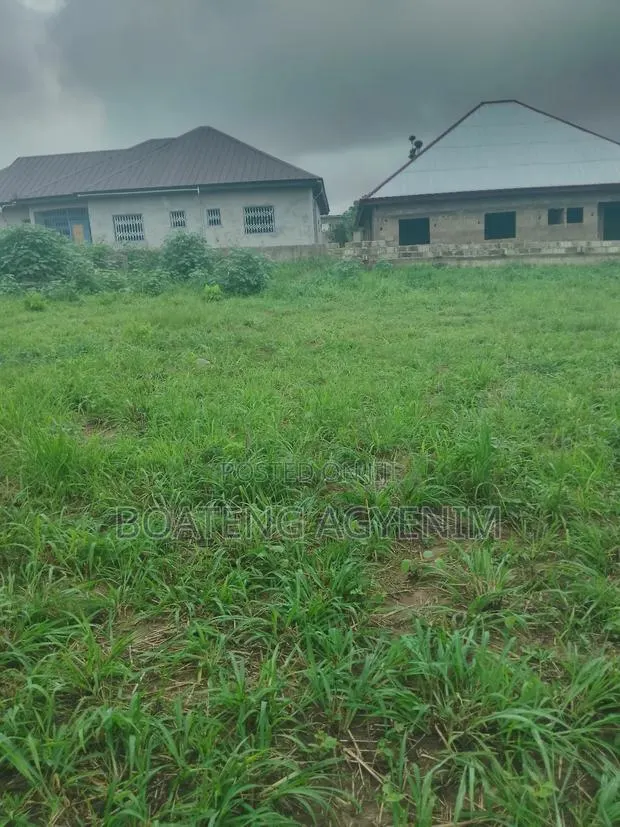 Two Full Plots in a Developed Area in Asonomaso Nkwanta Safo · Photo 1