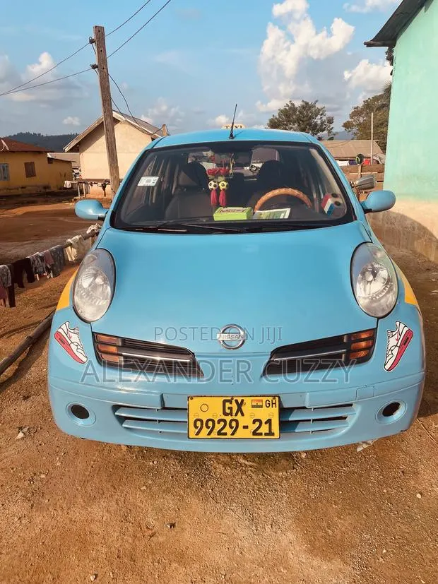 Nissan Micra 2010 Blue · Photo 1