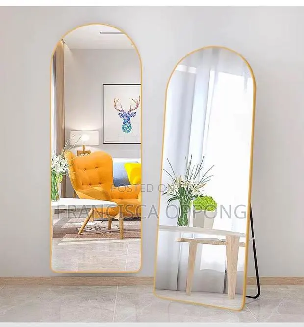 Arched Shaped Full Body Length Mirror With Stand · Photo 1