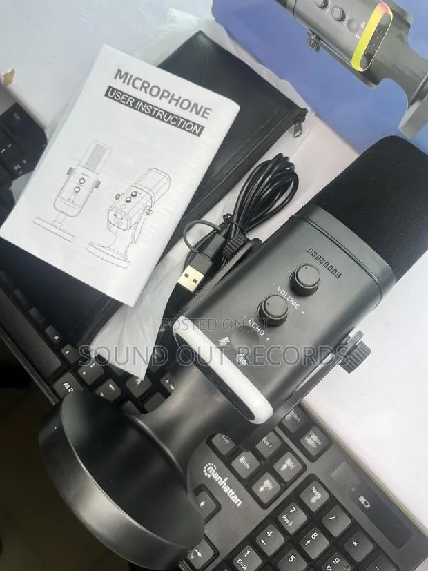 RGB Desktop Podcast Microphone · Photo 1
