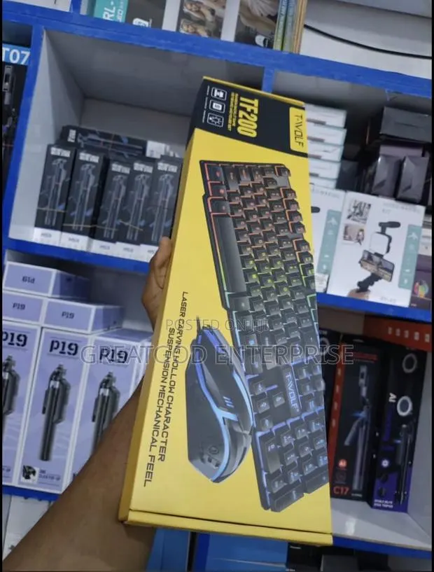 TF200 Wired Gaming Keyboard With a Mouse · Photo 1