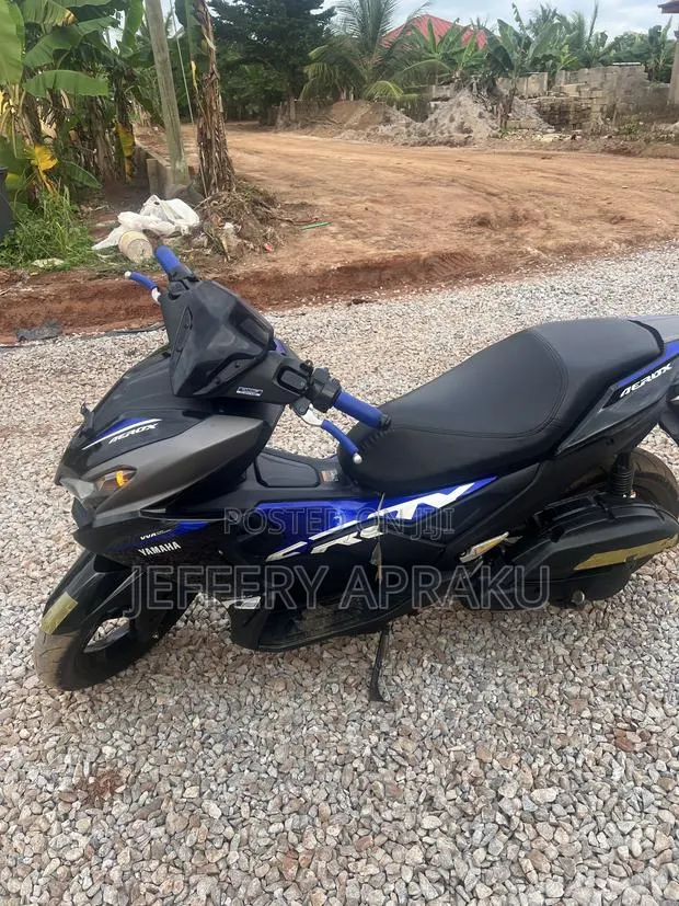 Yamaha Aerox 2025 Blue · Photo 4
