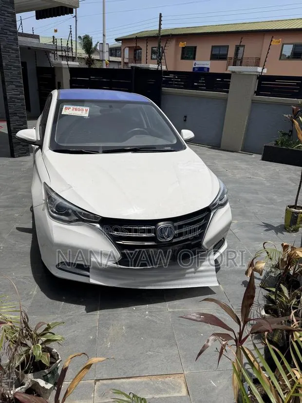 Changan Alsvin 2020 White · Photo 1