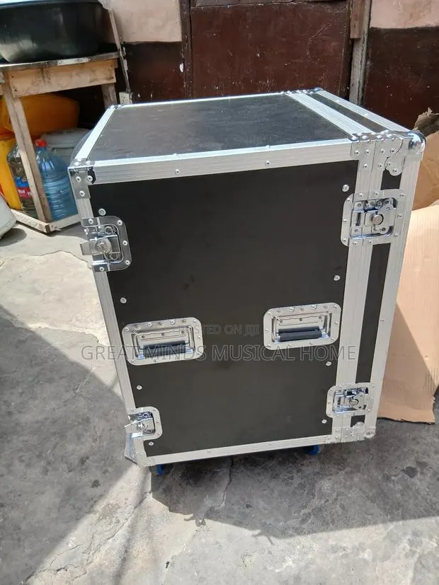 Dj Rack 14 Units Straight · Photo 1