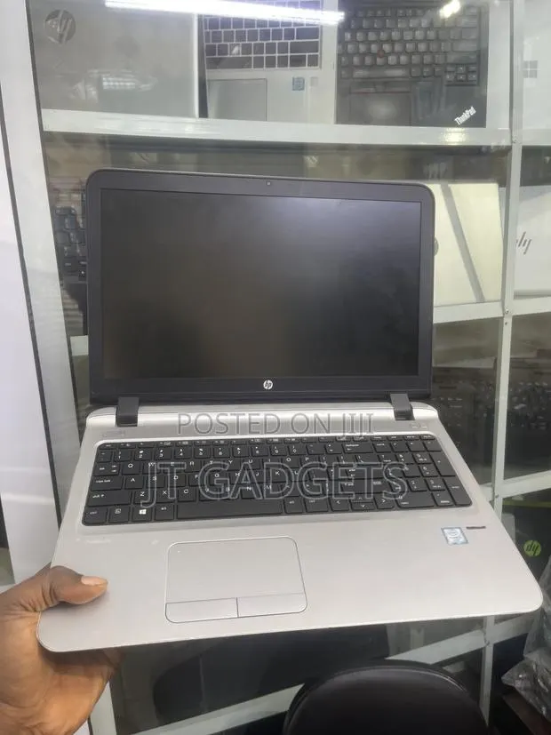 Laptop HP ProBook 450 G5 4GB Intel Core i3 HDD 256GB · Photo 1