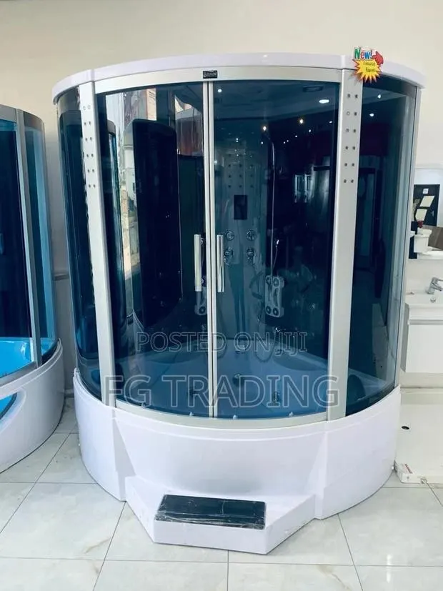 Shower Booth - Glass Jacuzzi - Shower Cubicle · Photo 1