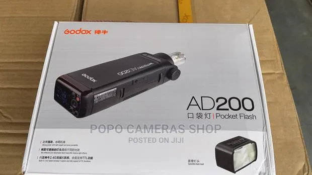 Godox AD200 · Photo 1