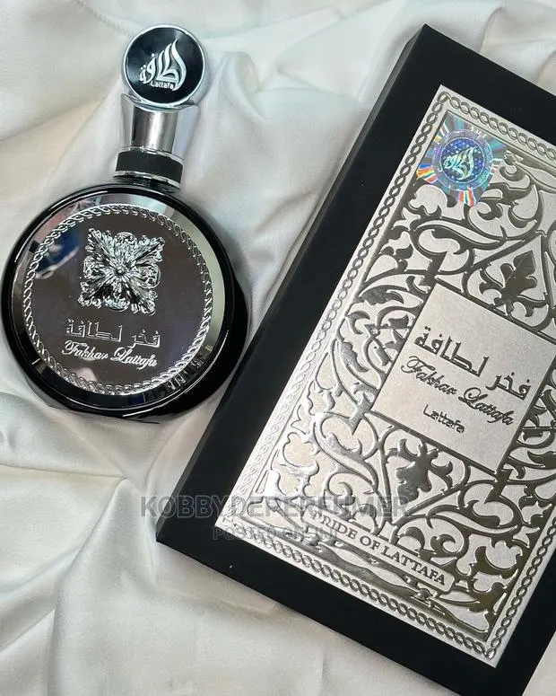 Lattafa Fakhar Silver · Photo 1