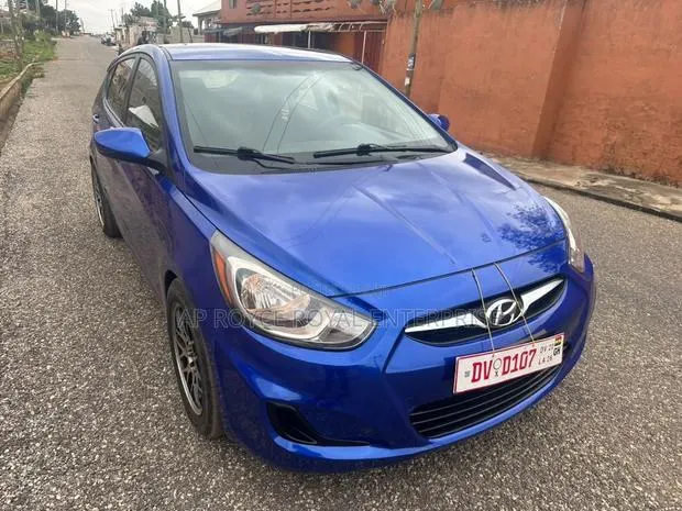 Hyundai Accent 2013 Blue · Photo 1