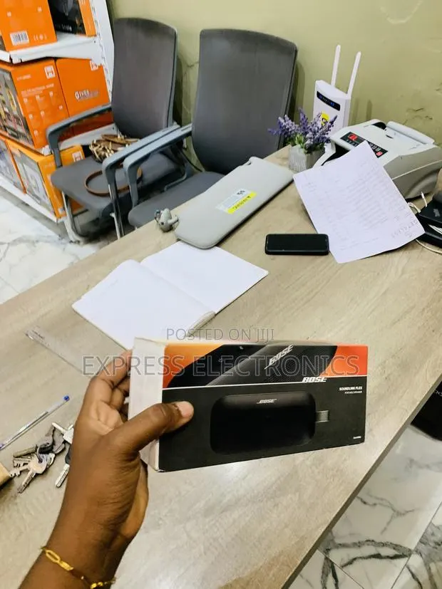 Text Us Fir Bose SoundLink Flex Portable Speaker (2nd Gen) · Photo 1