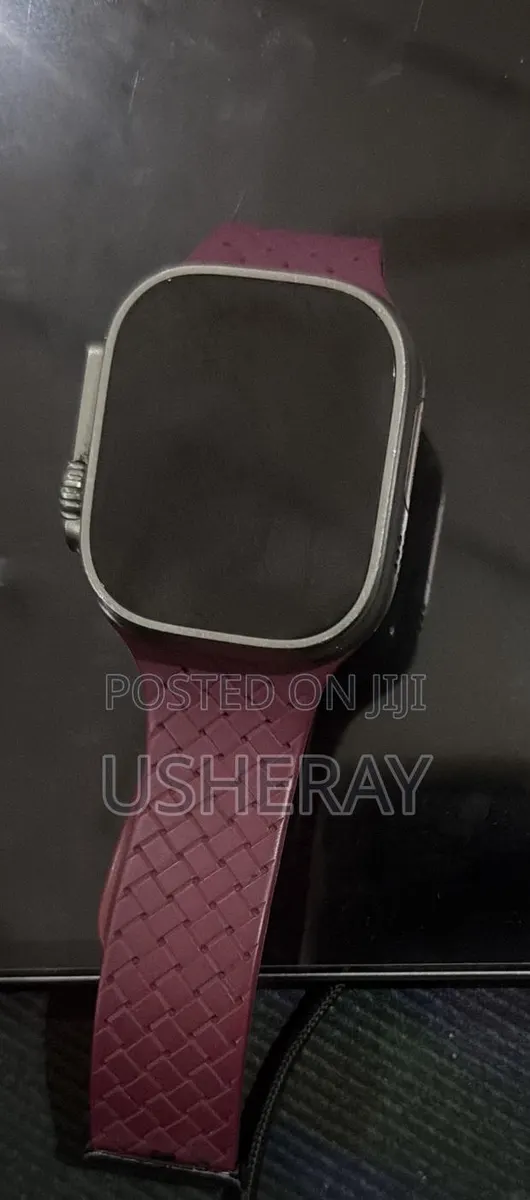 Apple Watch Ultra 1 · Photo 1