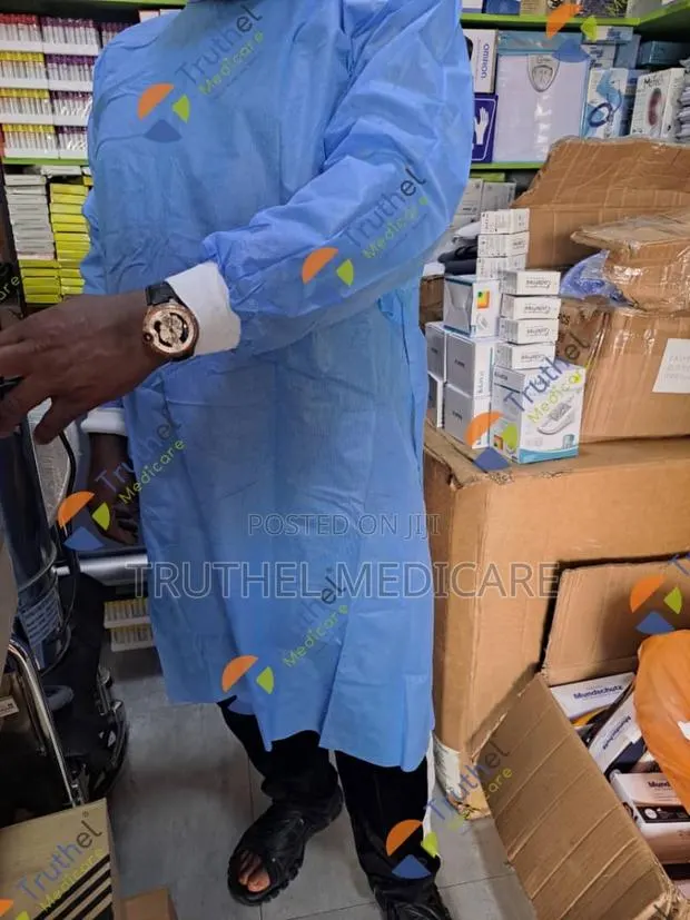 Surgical Gown(Disposable) · Photo 1