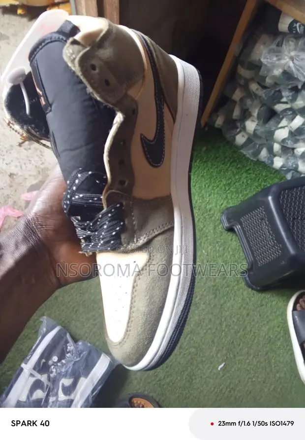 Air Jordan 1 High Sneakers – Sizes 38-45 · Photo 8