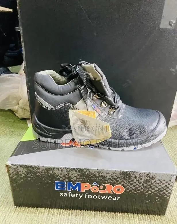Emporo Safety Boots - Black Leather Work Boots With Reflective Tapes · Photo 1