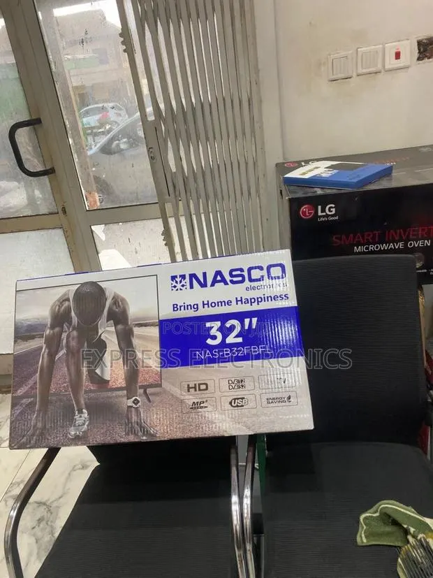 Spectacular Performance Nasco 32” Tv · Photo 1