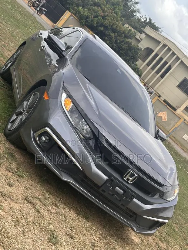 Honda Civic EX-L 2021 Gray · Photo 1