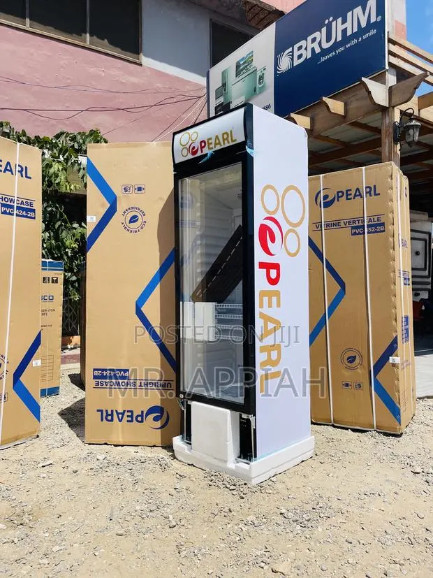 Sleek Design Pearl PVC 424 400L Single Door Display Fridge. · Photo 1