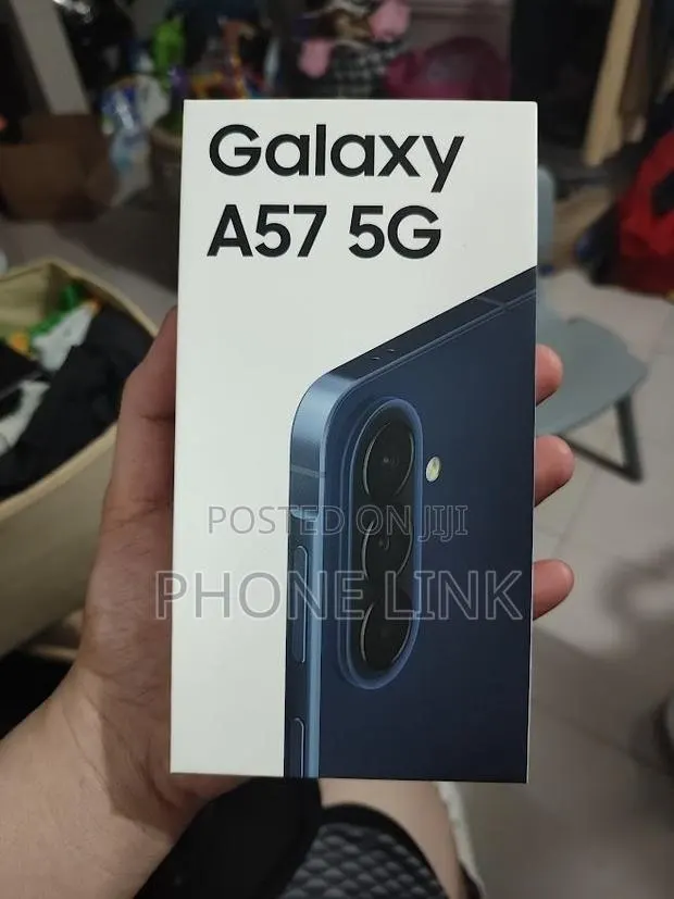 New Samsung Galaxy A57 256 GB Gray · Photo 1