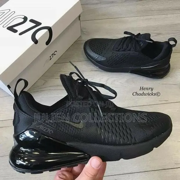 Nike Air Max 270 Black Smooth · Photo 1