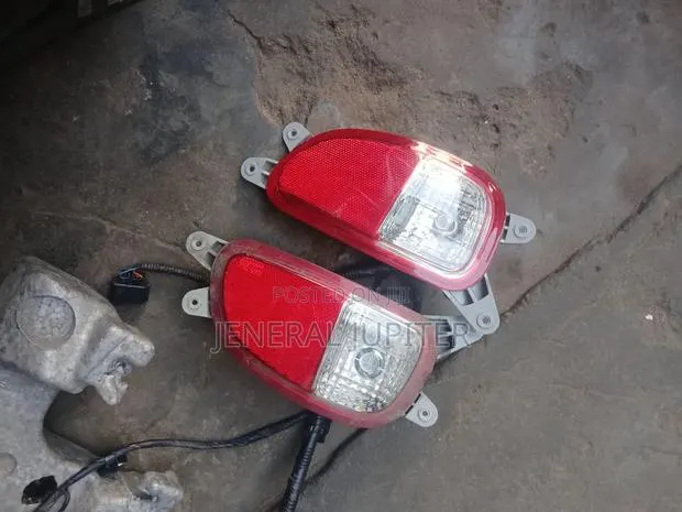 Kia Picanto/Morning 2011-13 Back Bumper Light Pair. · Photo 1