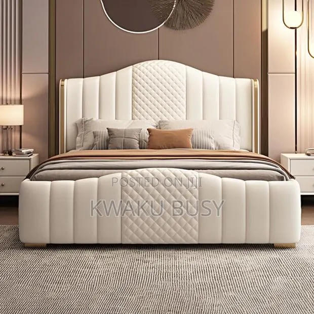 Queen Size Bed · Photo 1