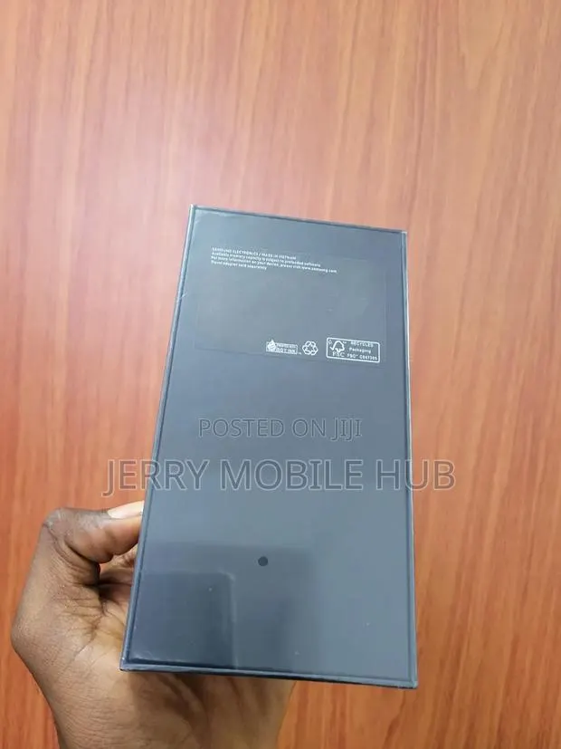 New Samsung Galaxy S21 5G Exynos 128 GB · Photo 3