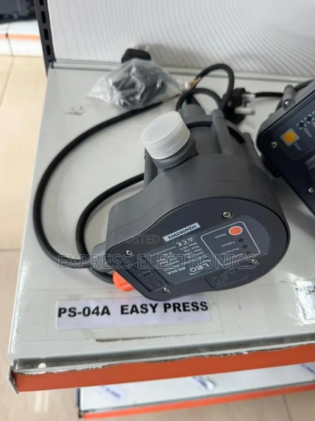 Newly Sealed in Box Press Easy Booster Leo · Photo 1