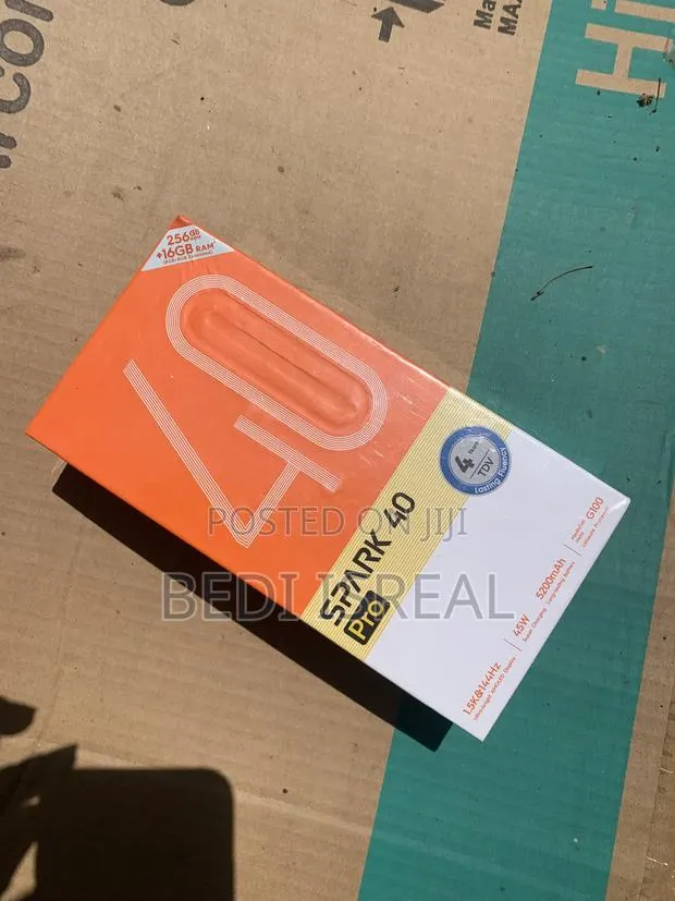 New Tecno Spark 40 Pro 256 GB Black · Photo 1