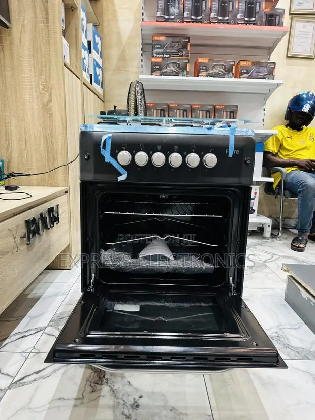 Text Us Fir Your Ferre Gas Cooker Oven 4burner 50/60 New Line · Photo 1