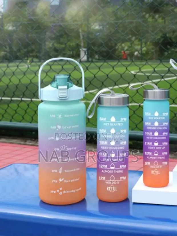 Gradient Water Bottle · Photo 1