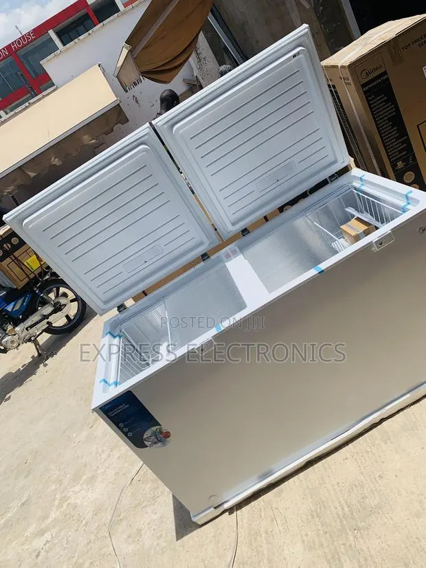Manual Defrost Double Door Chest Freezer 508l Midea · Photo 1