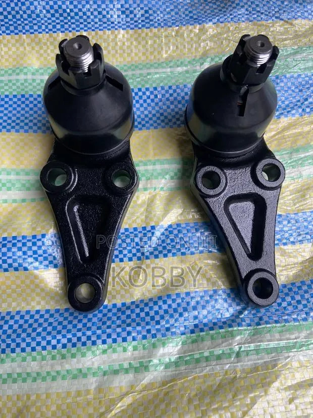Pajero 2007,2009,2010,2012,2014,2016,2018,2020 Lower Arm Ball Joint · Photo 1