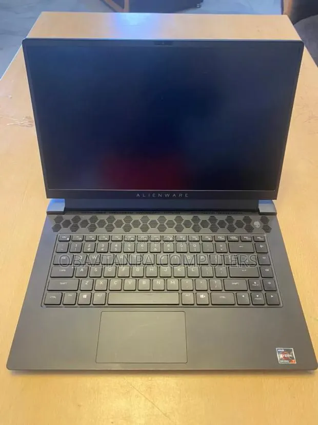 Laptop Dell Alienware M15 16GB Intel Core I7 SSD 512GB · Photo 1