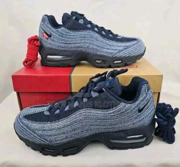 Levi’S X Nike Airmax 95 Og · Photo 1