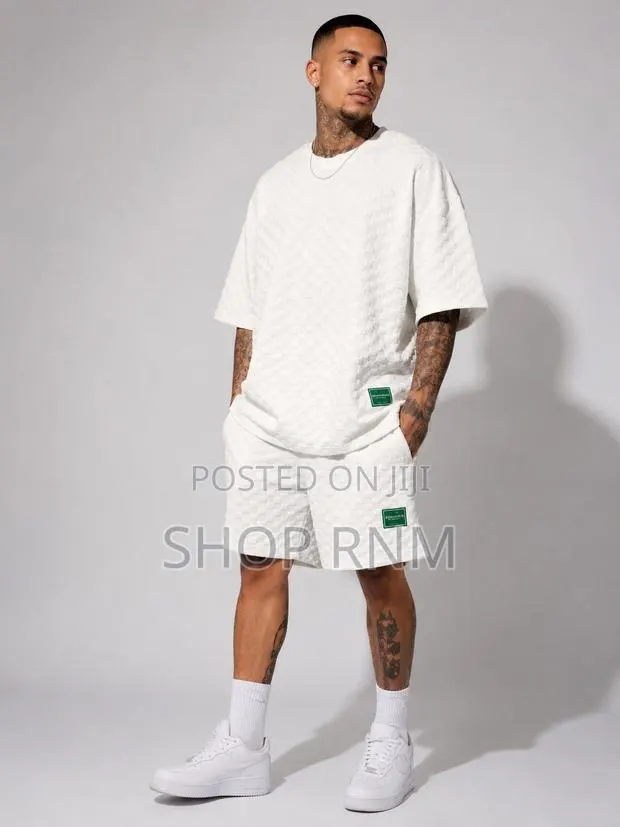 Men’S Shirts and Shorts · Photo 1