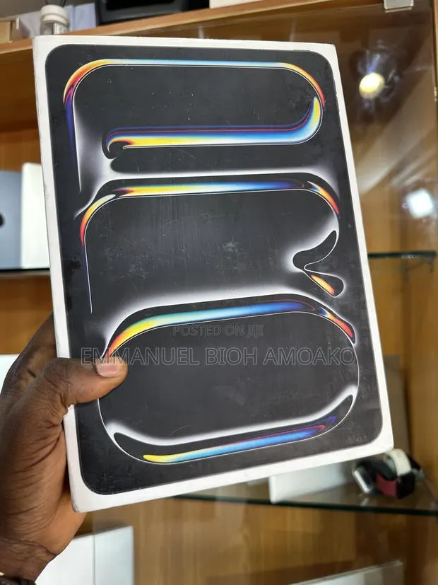 New Apple iPad Pro 11 (2025) 256 GB Black · Photo 1