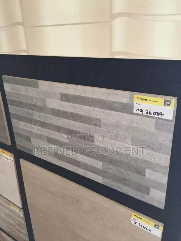 Twyford 30/60cm Wall Tile Grade 1 · Photo 1