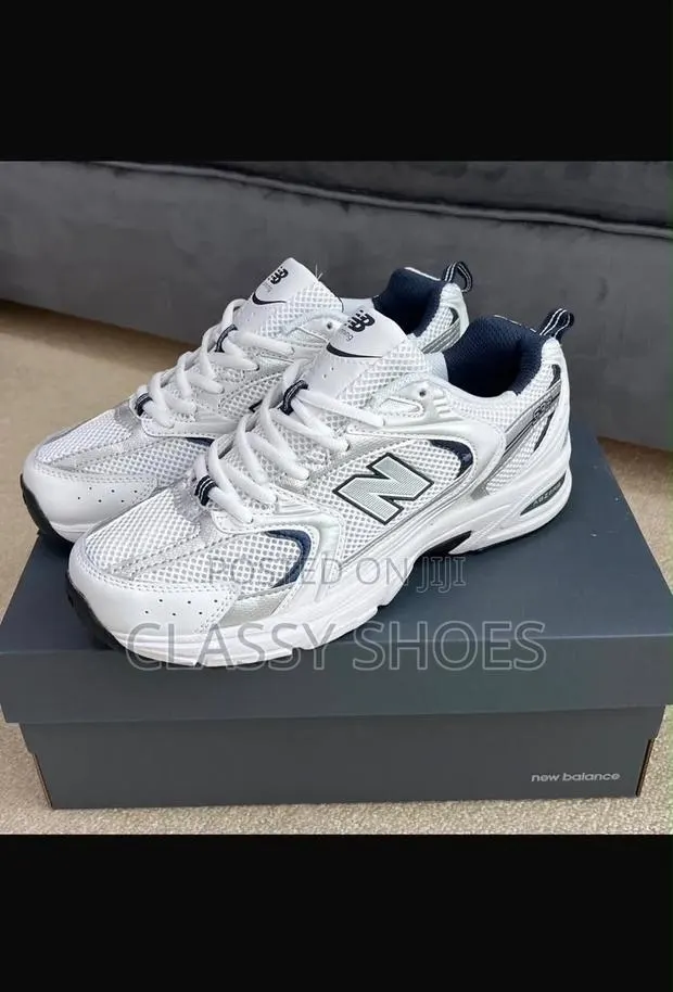 New Balance530 · Photo 1