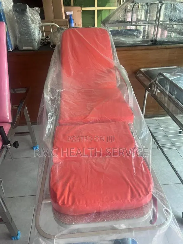 Ambulance Stretcher · Photo 1