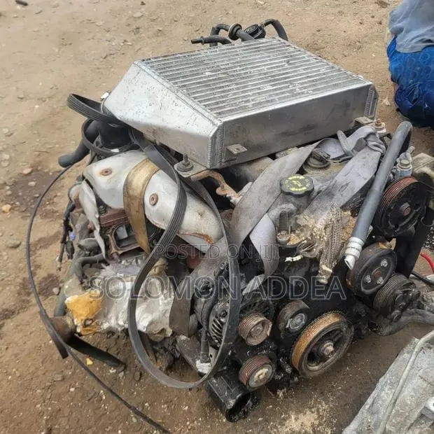 Masda Cx7 Complete Engine With GearBox · Photo 1