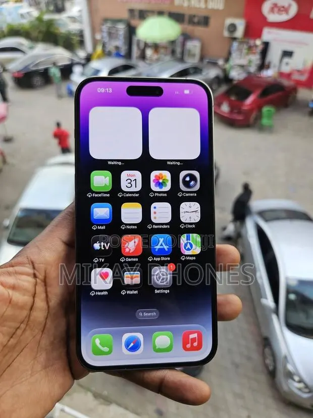 Apple iPhone 14 Pro Max 256 GB Purple · Photo 1