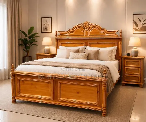 Royal Carved Wooden Queen Size Bed · Photo 1