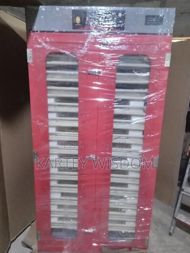 Egg Incubator for Sale · Photo 3