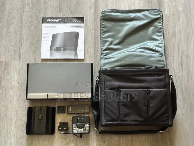 Bose Sounddock Portable With Bluetooth/Carrying Bag (Full Package) · Photo 1