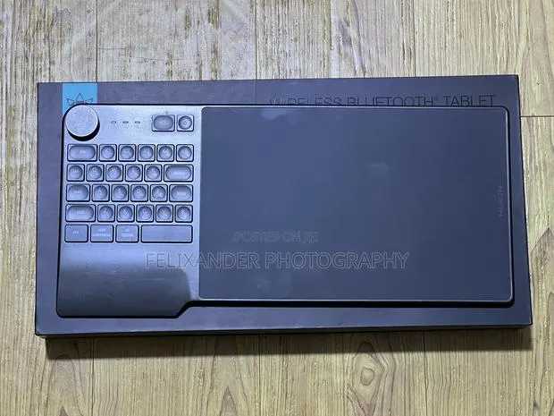Tablet 4 GB Black · Photo 1