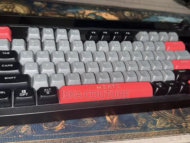 Heatz Zk30 Triple Mode Keyboard · Photo 1