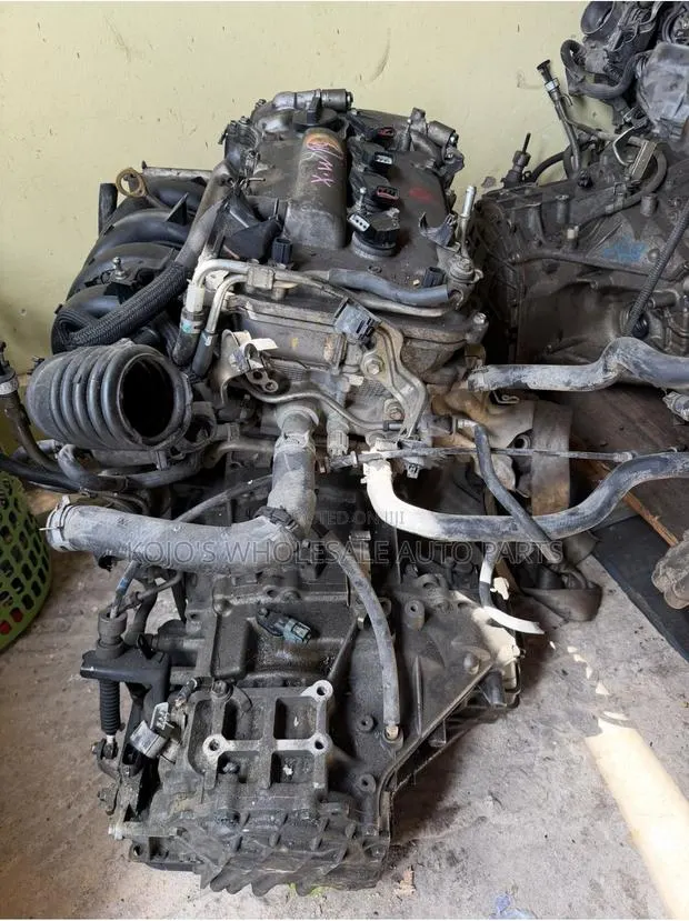Toyota Corolla 2009-2018 Engine and Gearbox 2ZR (9 PINS) · Photo 1